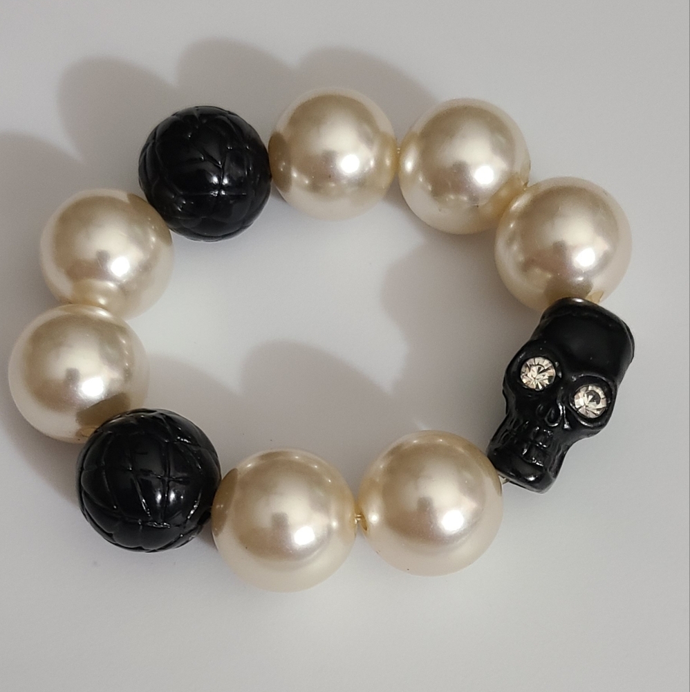Glass skull skeleton pearl bracelet chunky big stretchy Halloween Gothic crystal